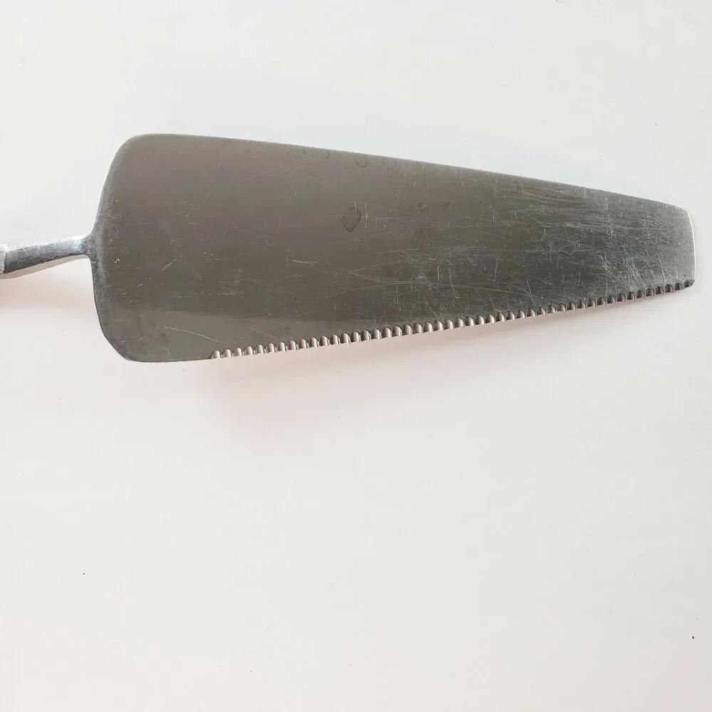 Vtg Stainless Cake Pie Server Serrated Edge Kitchen Utensil Dimond Pattern